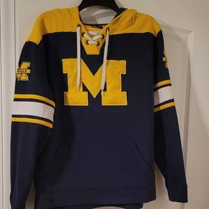 Men's Colosseum Maize Michigan Wolverines 2.0 Lace-Up Pullover Hoodie